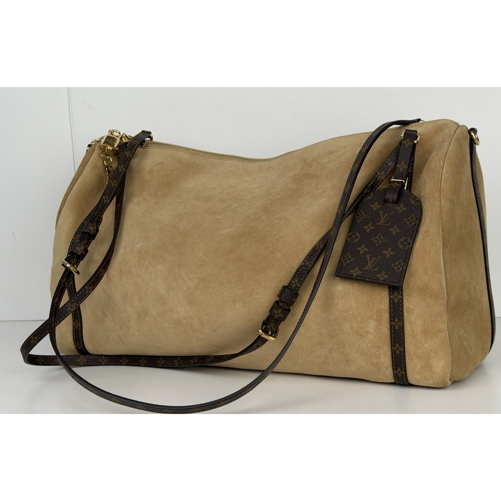Louis Vuitton Express Travel Bag in Supple Calfskin Leather Microchipped C2